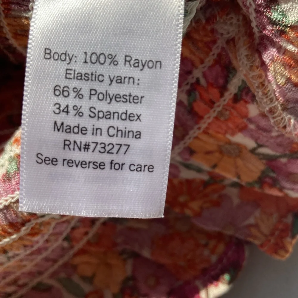 3/$24 SO crop top floral print smocked bodice puff sleeve boho cottagecore L jr - Picture 11 of 17